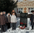В день освобождения Октябрьского района от немецко-фашистских захватчиков коллектив Октябрьского районного суда вместе с учащимися Ленинской школы почтили память погибших в "Сквере Героев" - Октябрьский районный суд